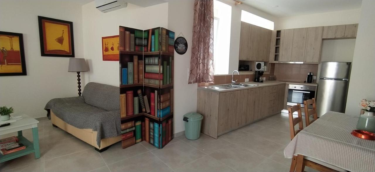 Kalamitsi 2 Floor Apartment Kalamítsion Alexándrou Екстериор снимка