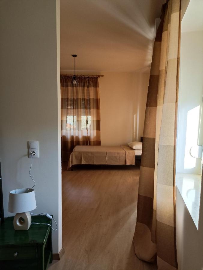 Kalamitsi 2 Floor Apartment Kalamítsion Alexándrou Екстериор снимка